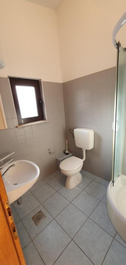 Apartments Duvnjak オミシュ エクステリア 写真