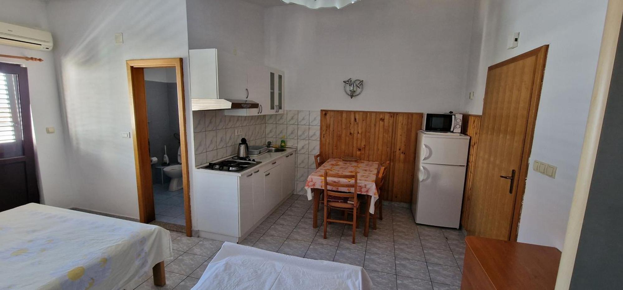 Apartments Duvnjak オミシュ エクステリア 写真